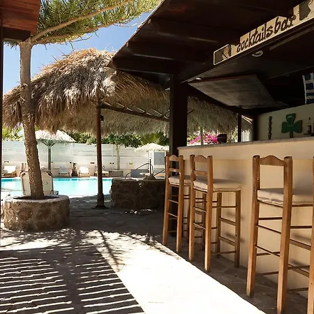 Rena Aparthotel