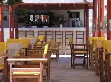 Aparthotel Rena Perissa (Santorini)